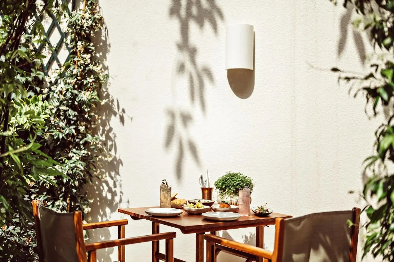Hotel Monsieur Aristide 4*